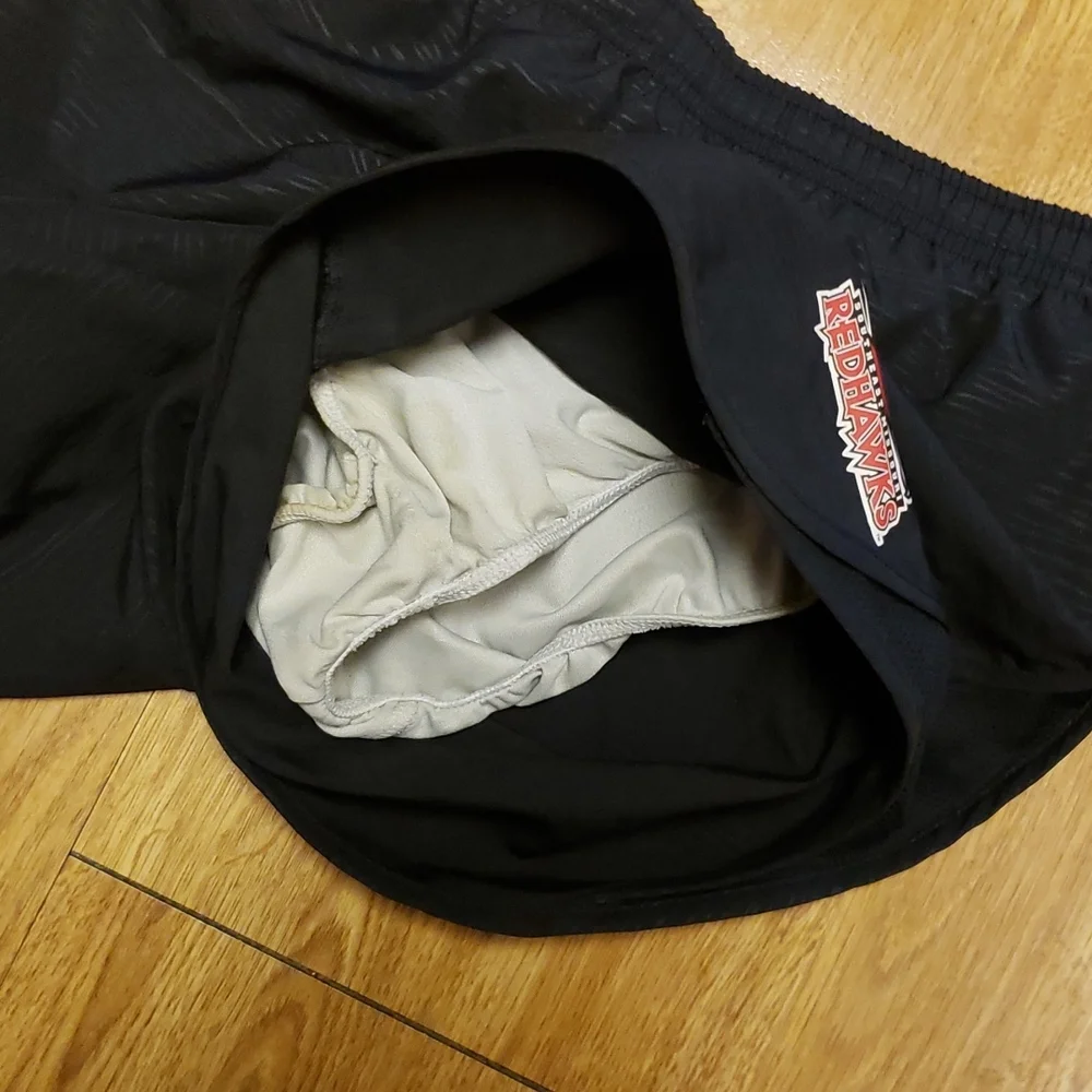 NIKE SEMO Redhawks running shorts XS